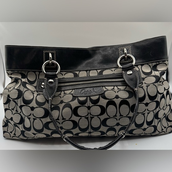 Coach Penelope Signature Shoulder / Tote Bag | Good Used Condition - Picture 4 of 17